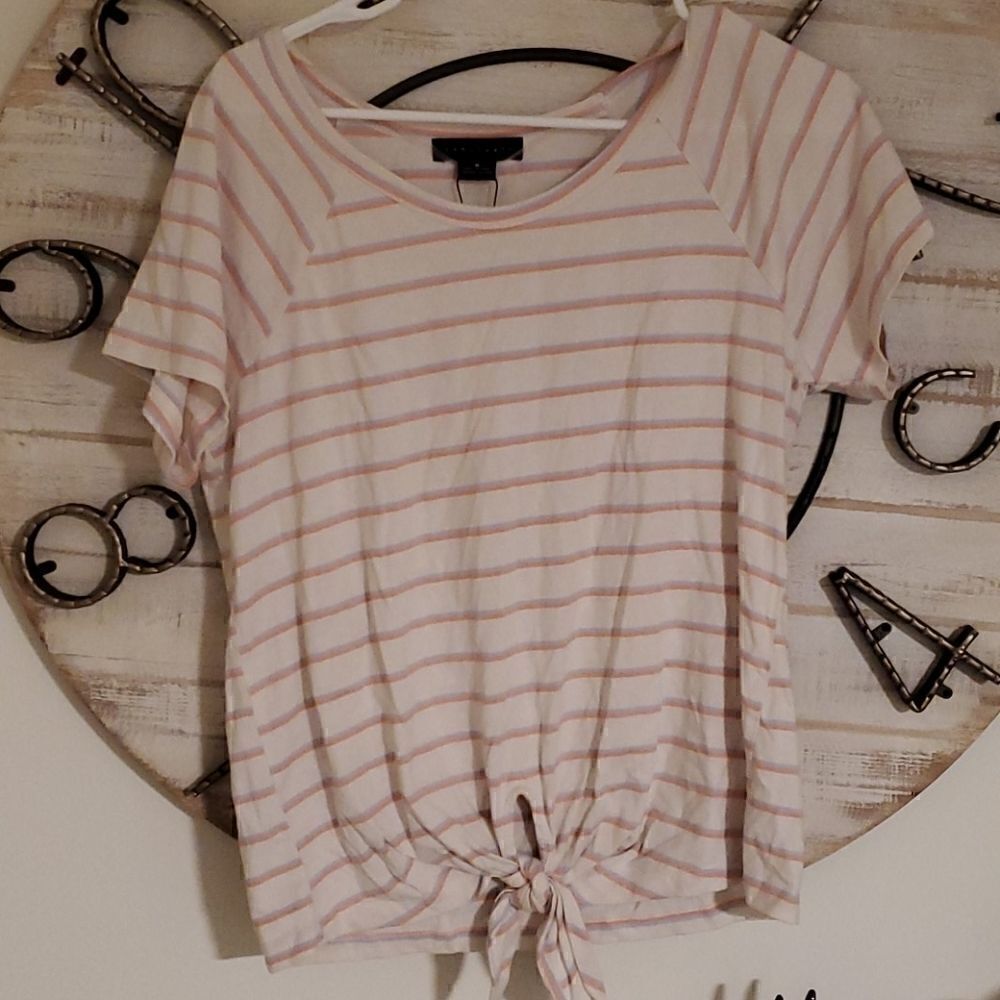 Tie front short sleeve t